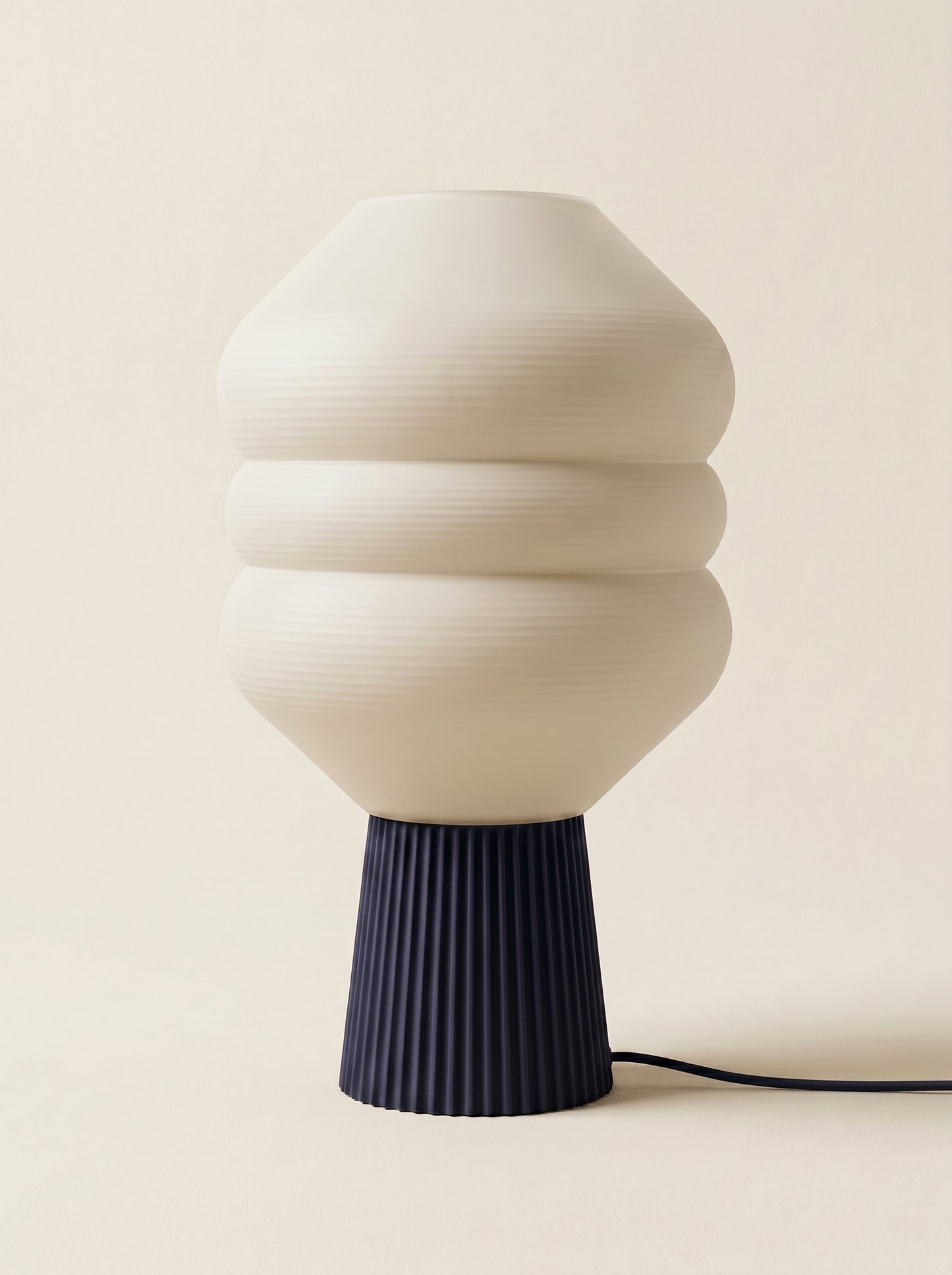 Big Koki NightBlue — Lampe de Table Design Biosourcée