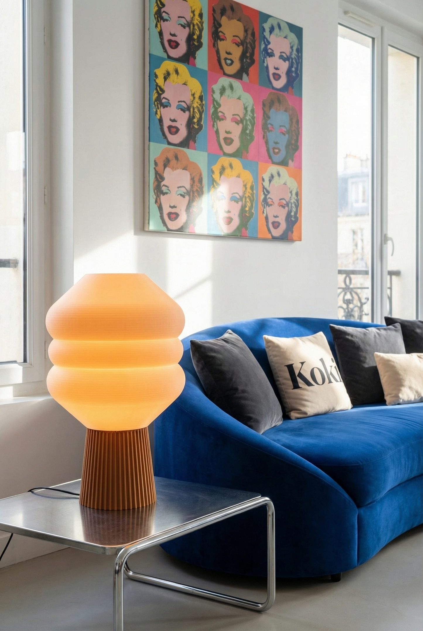 Lampe de table Big Koki Terracotta — vue de jour dans un salon, PLA biosourcé imprimé en 3D à Paris | Koki Design